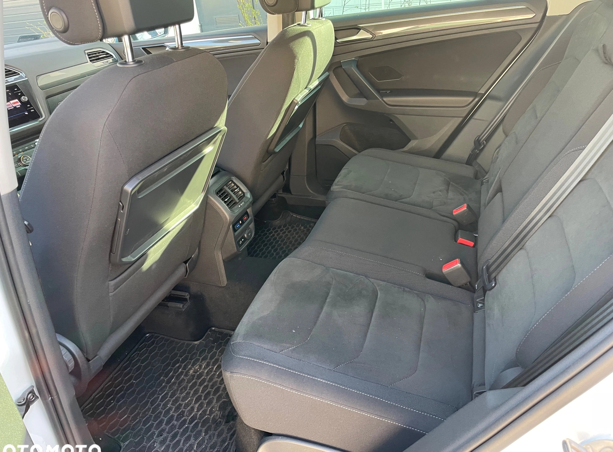 Volkswagen Tiguan cena 134000 przebieg: 47151, rok produkcji 2019 z Łódź małe 92